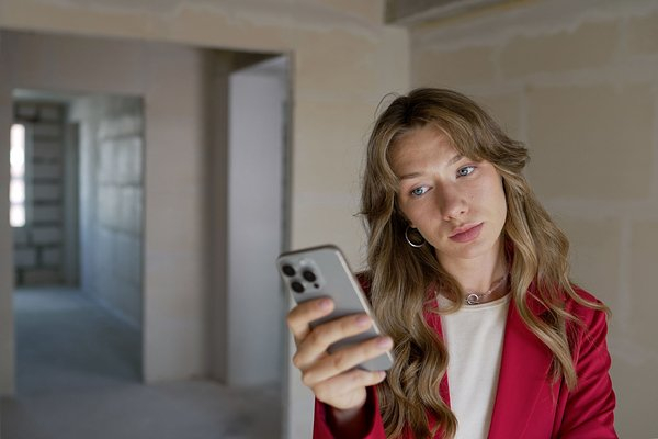 «Мы заплатили временем и комфортом» Россияне стали чаще переезжать в новостройки без отделки. Как они в них живут? «Мы заплатили временем и комфортом» Россияне стали чаще переезжать в новостройки без отделки. Как они в них живут?