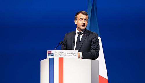 Немецкие журналисты обвинили Макрона в лицемерии из-за сделки с Россией