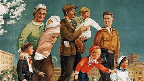Нужны не подачки, а реальное повышение уровня жизни. Тогда и с демографией справимся