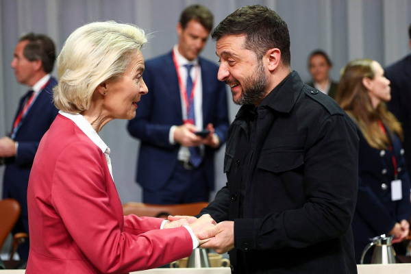 «Они верят в российскую угрозу» Почему Евросоюз и Великобритания не хотят мира на Украине и чего они добиваются от России?