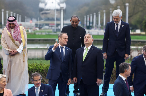 «Орбан — великий боец» Почему Трамп намерен встречаться с Путиным именно в Будапеште и что это означает для Европы и Украины? «Орбан — великий боец» Почему Трамп намерен встречаться с Путиным именно в Будапеште и что это означает для Европы и Украины?