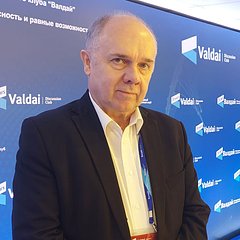 «Орбан — великий боец» Почему Трамп намерен встречаться с Путиным именно в Будапеште и что это означает для Европы и Украины? «Орбан — великий боец» Почему Трамп намерен встречаться с Путиным именно в Будапеште и что это означает для Европы и Украины?