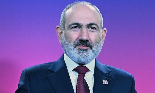 Пашинян пригрозил изгнать католикоса всех армян Гарегина II из его резиденции