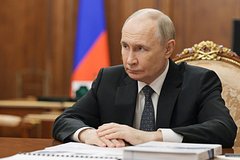 Песков назвал условие встречи Путина с Трампом и Зеленским