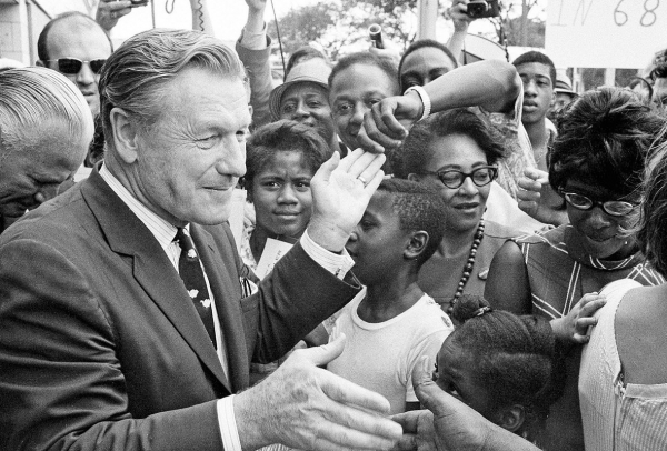 &laquo;Появление семейных кланов неизбежно&raquo; Дети Дональда Трампа помогают ему править страной. Кто из них станет новым президентом США?