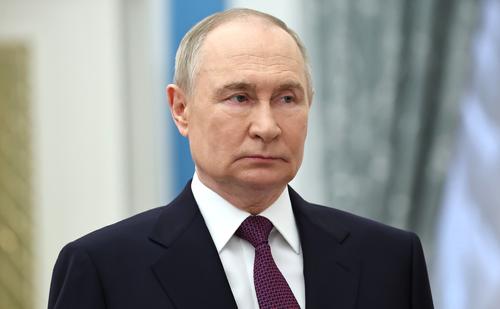 Путин поручил немедленно начать реализацию структурных изменений экономики РФ Путин поручил немедленно начать реализацию структурных изменений экономики РФ