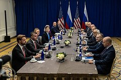 Раскрыто содержание послания Лаврова Вашингтону по Украине. Жесткую позицию России назвали причиной отмены саммита Путина и Трампа