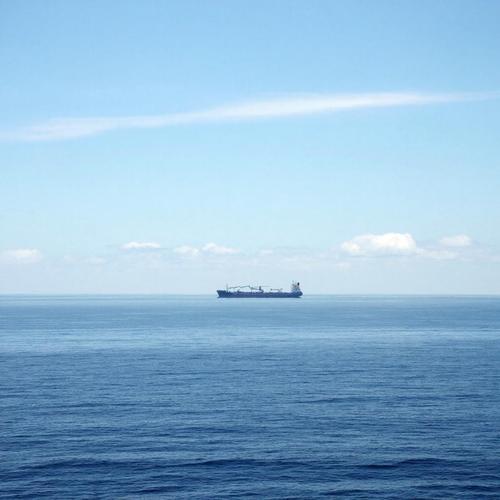 Россия направит Кубе безвозмездную партию нефти на фоне топливного кризиса