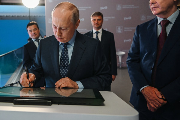 РЖД столкнулись с финансовыми проблемами. Как крупнейшая компания будет их решать?