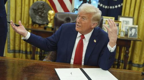 Шатдаун на горизонте: Трамп готов, а США?