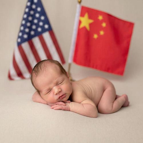 СМИ: китайские богачи становятся отцами сотен детей благодаря американским суррогатным матерям СМИ: китайские богачи становятся отцами сотен детей благодаря американским суррогатным матерям