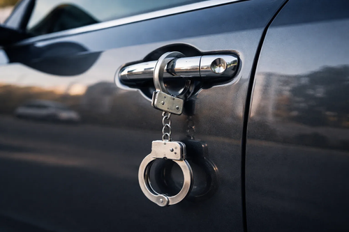 Тайный обоз для Будапешта: Венгрия задержала украинских банкиров с золотом и валютой на $40 млн