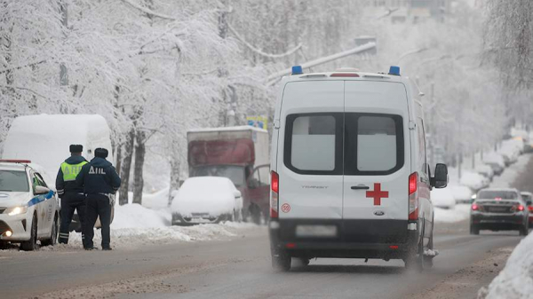 В Кировской области в результате аварии с микроавтобусом погибли три человека