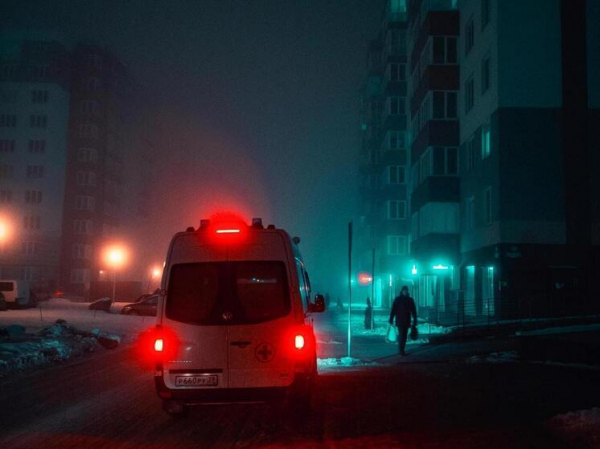 В Москве два полицейских получили ранения в машине, в которую бросили взрывпакет