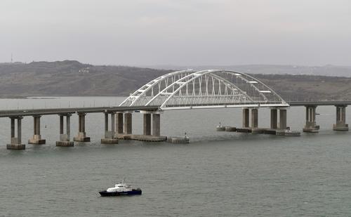 ВСУ сегодня утром впервые атаковали Крымский мост новейшими польскими БЭК «Гавия»