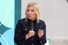 Захарова связала планы ЕС по Украине с дырявыми бюджетами Захарова связала планы ЕС по Украине с дырявыми бюджетами