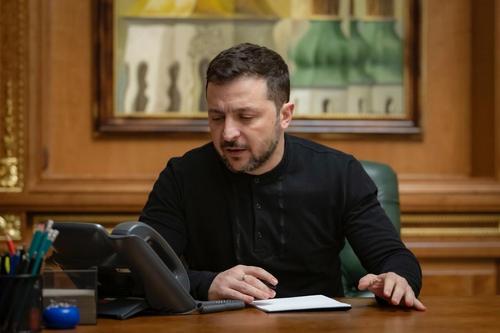 Зеленский заявил, что переговоры с Россией о территориях должен вести он